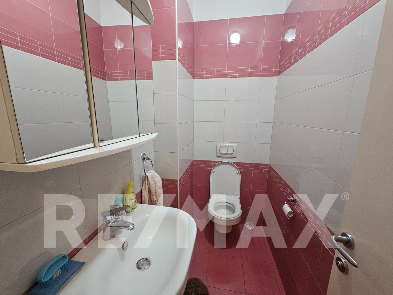 Lux 4-soban stan/ 156m2/ 2 garaže/ Jovana Dučića 2