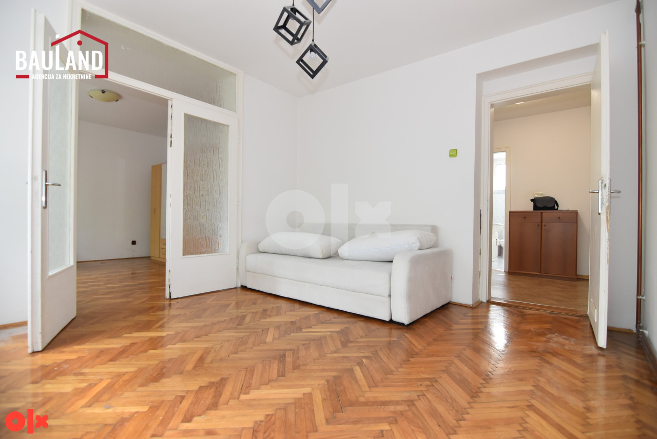 Trosoban stan, 77m2, visoko prizemlje / Mejtaš, Centar 12