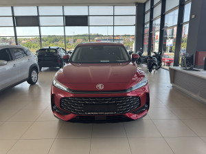 MG HS 2025