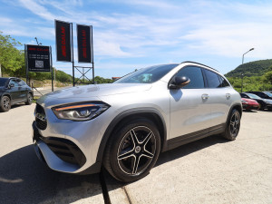 Mercedes GLA 200d 8G 3xAMG+NIGHT FULL-LED Kamera ParkAssist