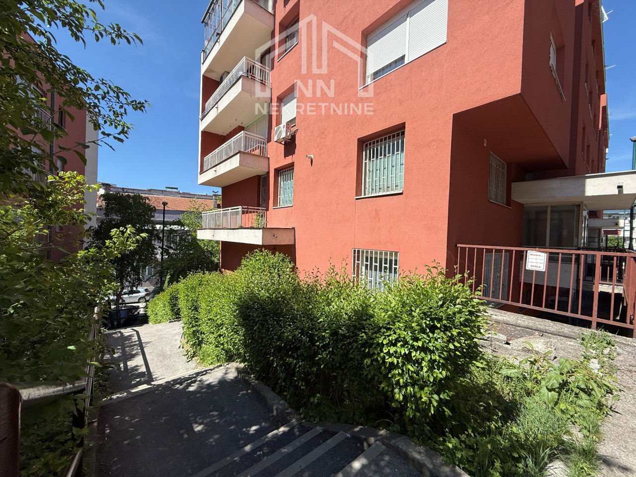 NN Nekretnine : Renoviran trosoban stan 81m2 - Kovačići 22