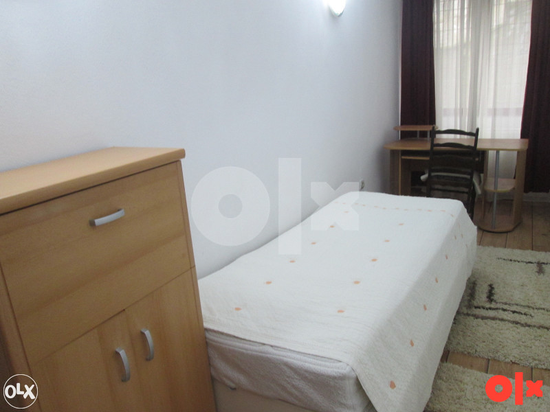 TROSOBAN STAN IZDAVANJE ZASEBAN SPRAT KUCE SA GARAZOM .061 300222 3
