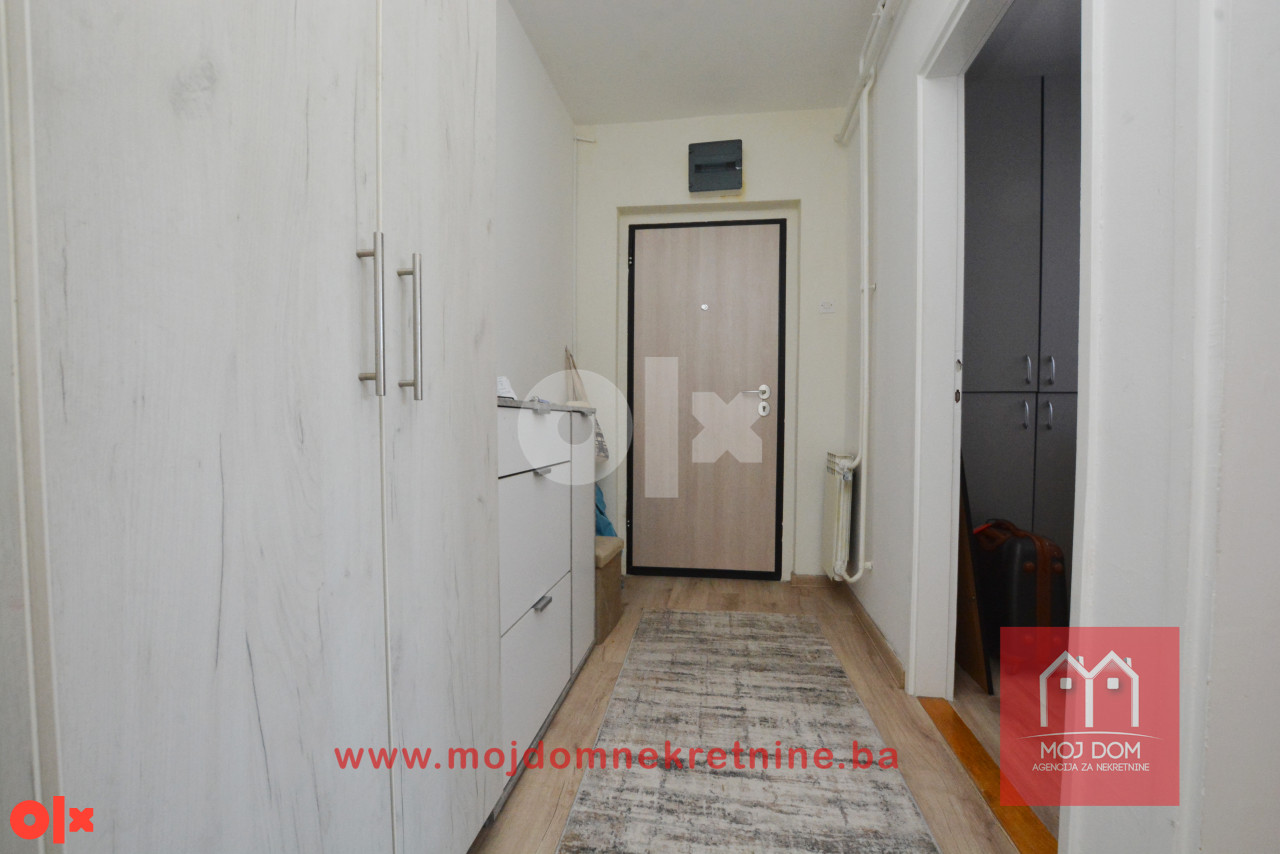 Renoviran trosoban stan 47m2 Koševsko brdo Centar 11