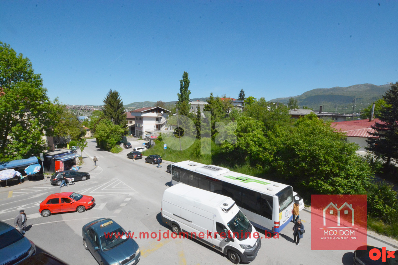 Renoviran trosoban stan 47m2 Koševsko brdo Centar 12