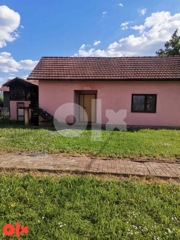 Kuća i 7 duluma zemlje na prodaju Kalesija 2