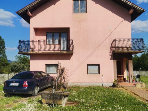 Kuća i 7 duluma zemlje na prodaju Kalesija photo 4