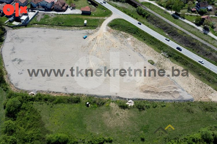 Parcela 14.240 m2, sa građevinskom dozvolom , pored M18 5