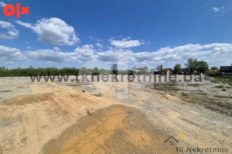 Parcela 14.240 m2, sa građevinskom dozvolom , pored M18 7