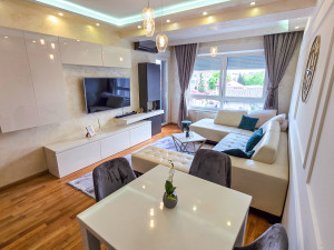 Stan Nova Varos 50m2 + garaža, podno, SMART, Banja Luka 50 m2 BL