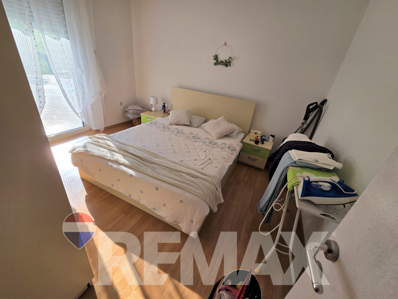 Predivna kuća 250m2,plac 2112m2,voćnjak,pecana,2 garaže,Debeljaci 12