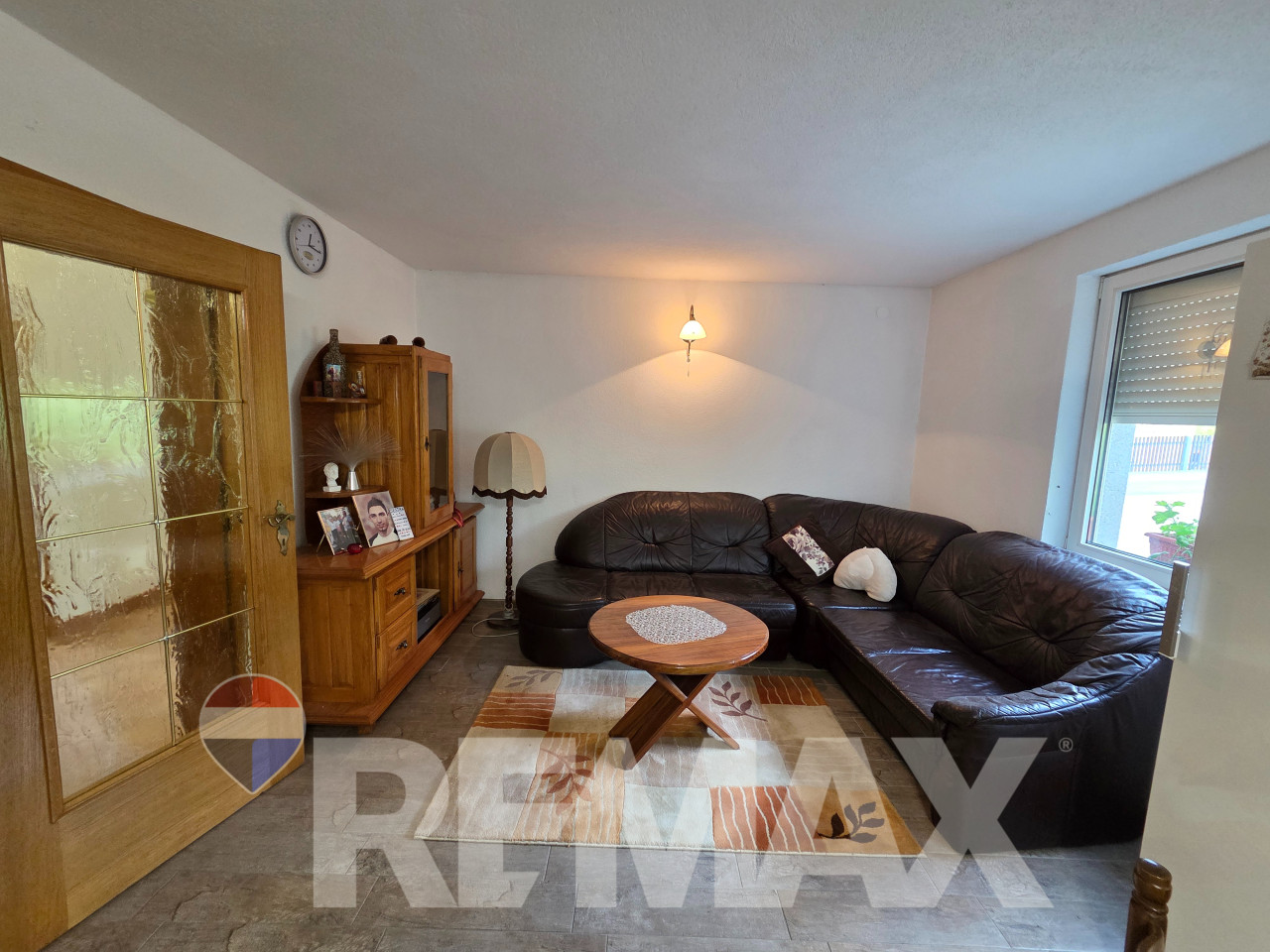 Predivna kuća 250m2,plac 2112m2,voćnjak,pecana,2 garaže,Debeljaci 15