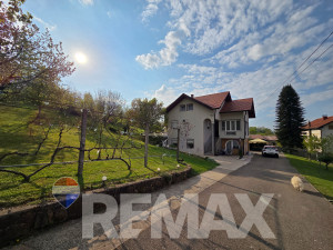 Predivna kuća 250m2,plac 2112m2,voćnjak,pecana,2 garaže,Debeljaci photo 2