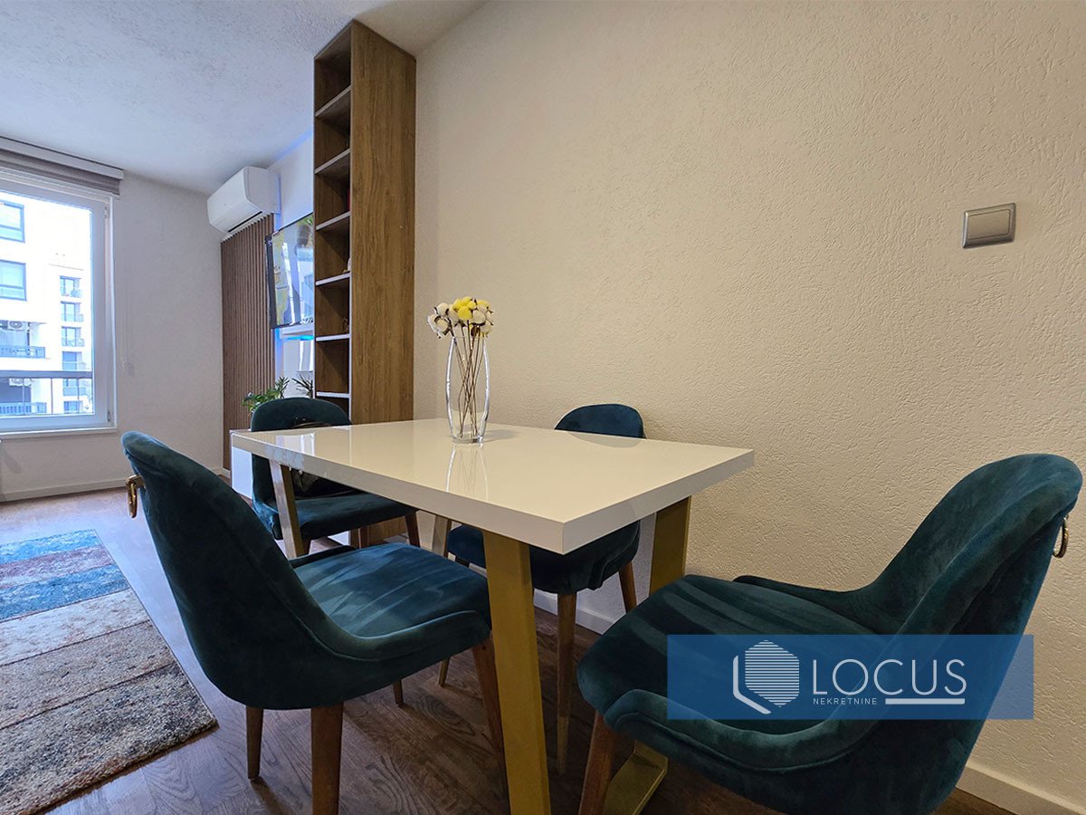 LOCUS: Namješten trosoban stan i garaža, Bulevar photo 5