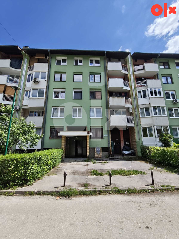 Stan Dobrinja 3 - ul. Kasima Prohića - 48m2 trosoban - renoviran