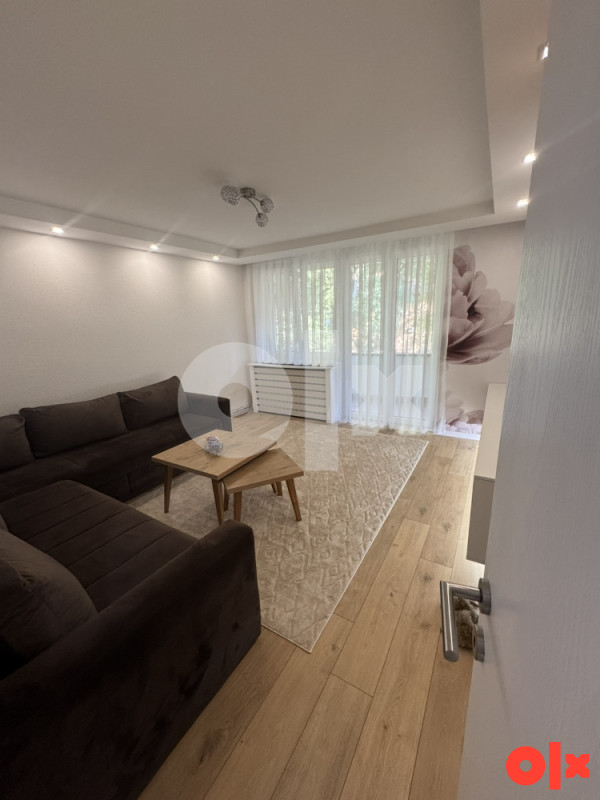 Stan 55m2 potpuno namjesten