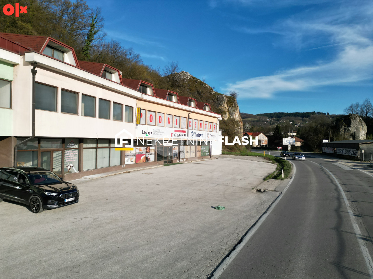FLASH: Poslovni objekat 796 m2 - BUSOVAČA - Kaonik