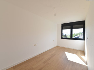 Četverosoban Stan u Novogradnji 70 m2 Otoka photo 4