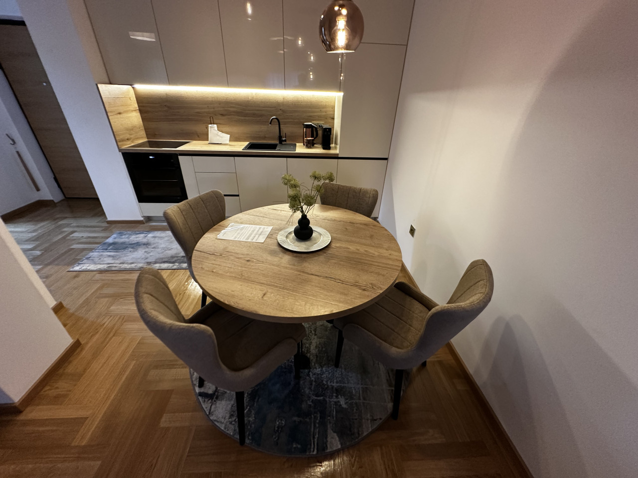 Dvosoban luksuzan stan sa garažom - 40 m2 10