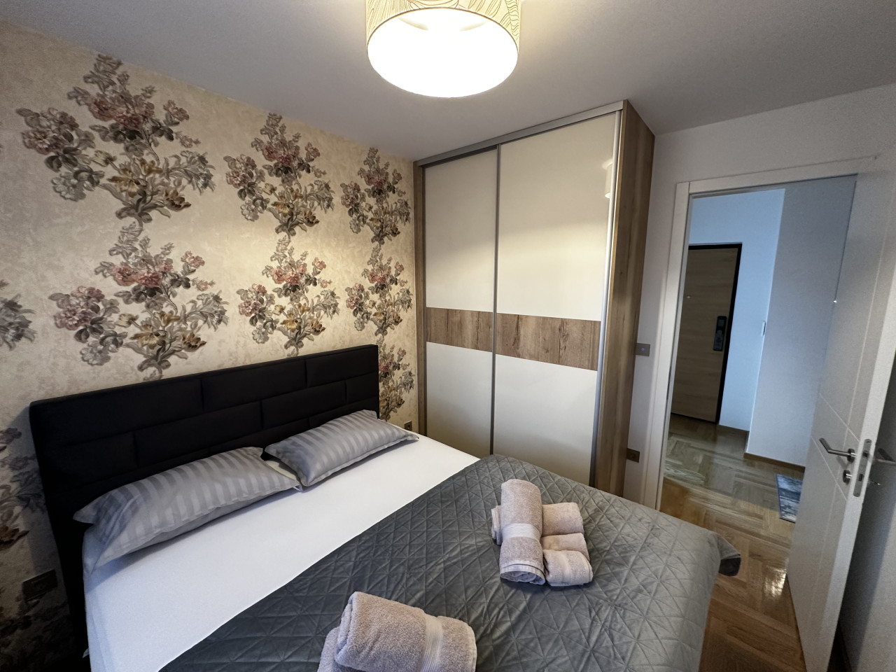 Dvosoban luksuzan stan sa garažom - 40 m2 19