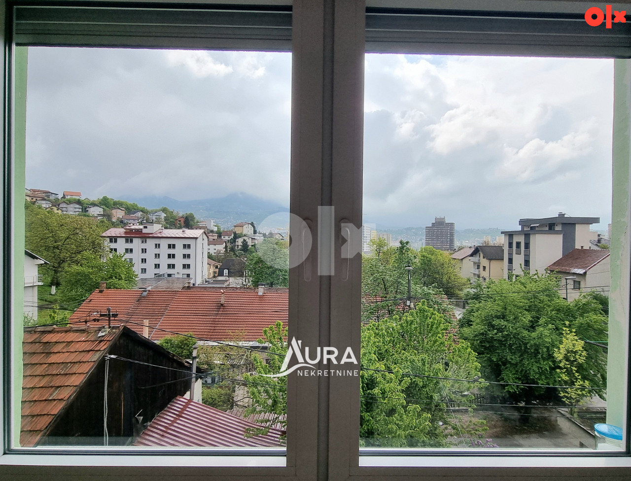 AURA/ Renoviran i namješten stan / Pofalići 13