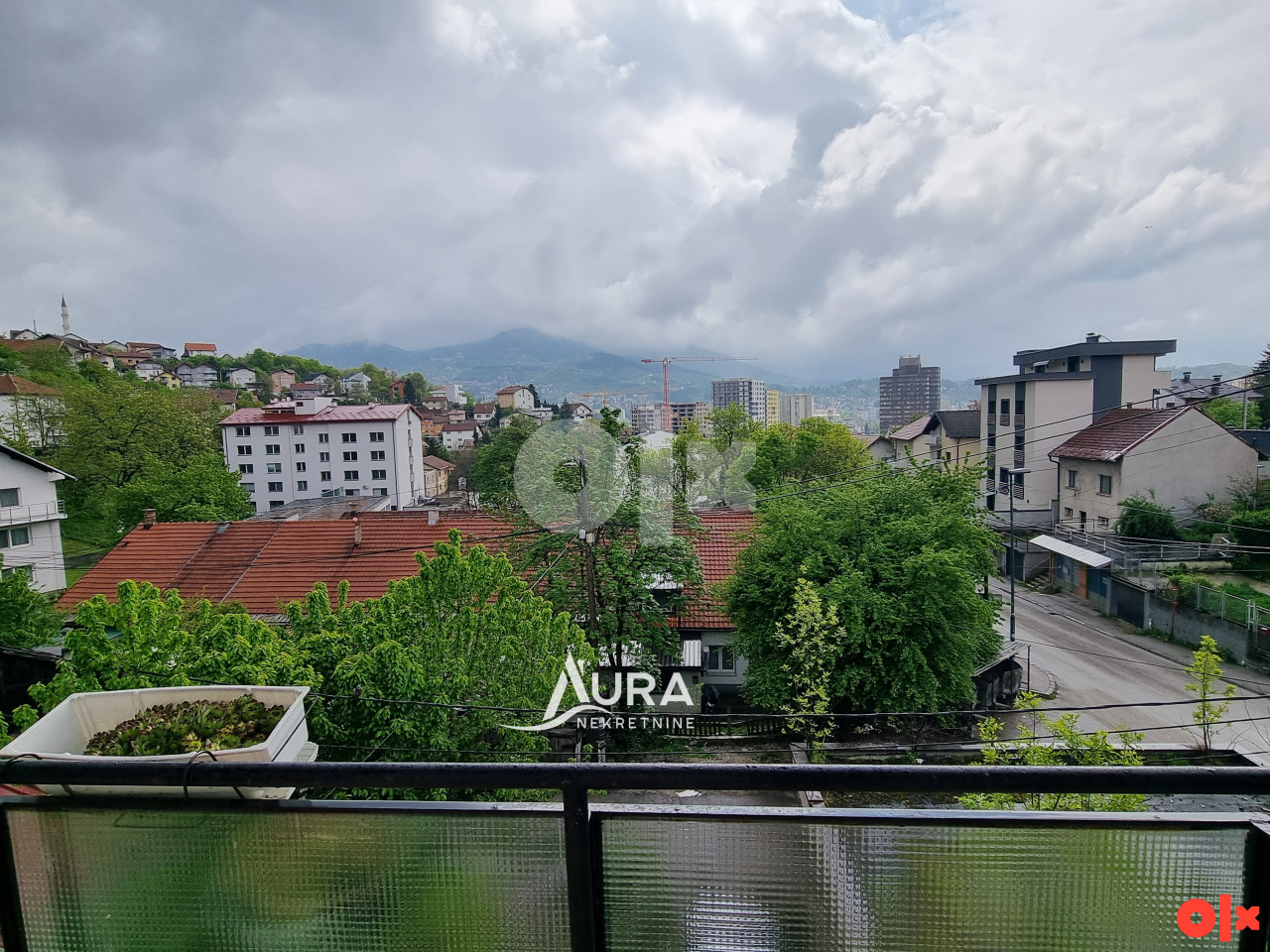 AURA/ Renoviran i namješten stan / Pofalići 16
