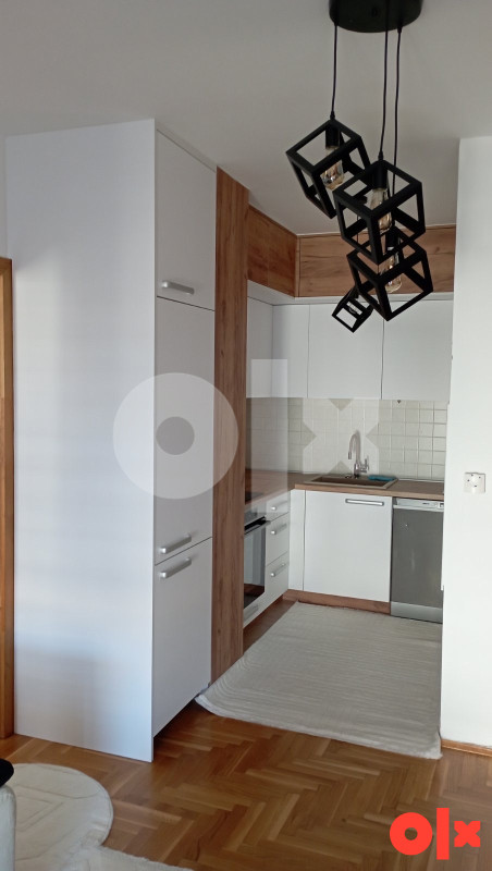 Izdajem Stan Tibra Stupska 60m2 Namjesten