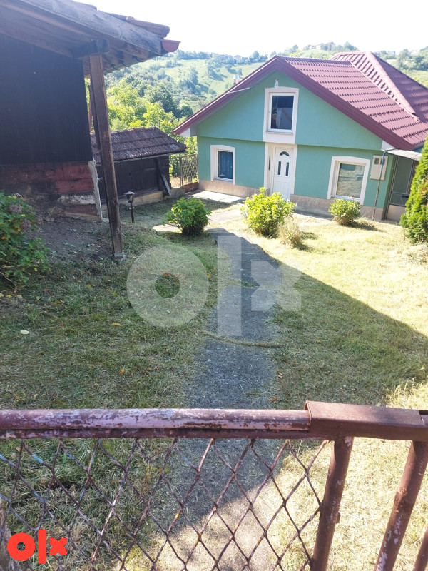 1/1 Bužim Zemljište sa kućom i pomoćnim objektom Stari Grad