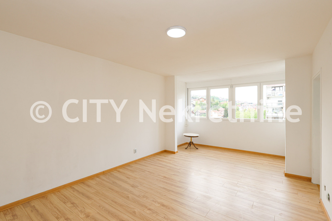 Jednosoban nenamješten stan - Novo Sarajevo - Hrasno - 38 m2