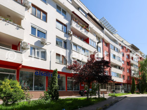 Trosoban stan - Novo Sarajevo - Grbavica - Kovačići - 81 m2