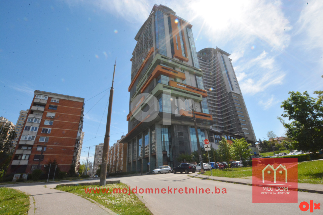 Moderan četverosoban stan 125m2 u Bosmalu