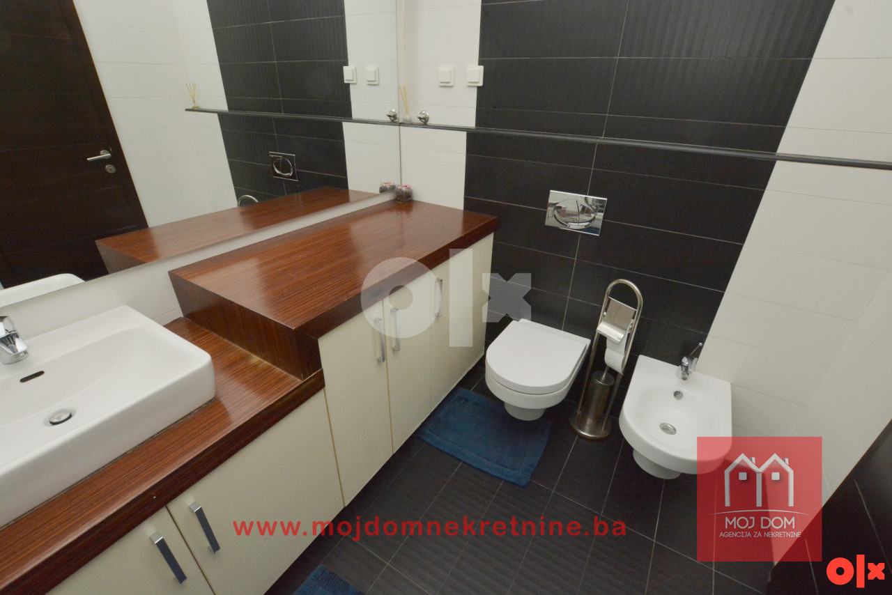 Moderan četverosoban stan 125m2 u Bosmalu 21