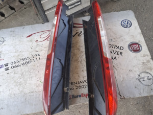 Ljeva i desna stopka ford fokus focus 2 2006 godina