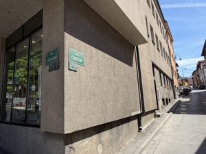 PRODAJA: Stan sa tri spavaće sobe na odličnoj lokaciji