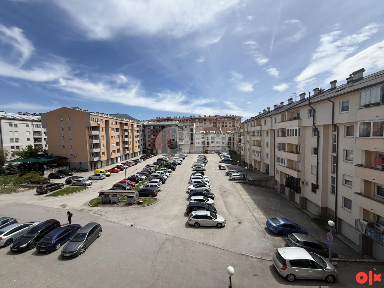 Dvostrano orijentisan trosoban stan Istocno Sarajevo Spasovdanska 16