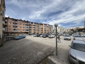 Dvostrano orijentisan trosoban stan Istocno Sarajevo Spasovdanska photo 4