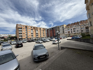 Dvostrano orijentisan trosoban stan Istocno Sarajevo Spasovdanska photo 5