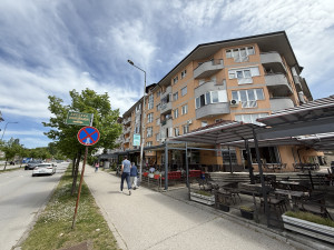 Dvostrano orijentisan trosoban stan Istocno Sarajevo Spasovdanska