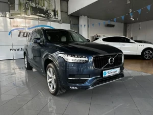 VOLVO XC90 2.0 D5 AWD MOMENTUM