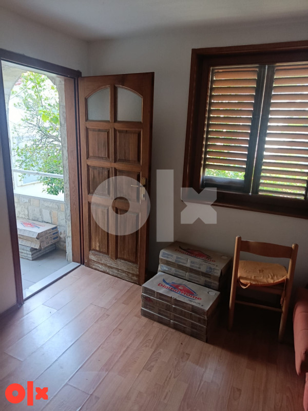 Apartman u Neumu 33m2 + basta 28m2, parking,useljiv 3