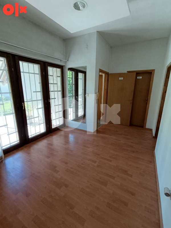 Poslovni prostor Visoko 58m2 2