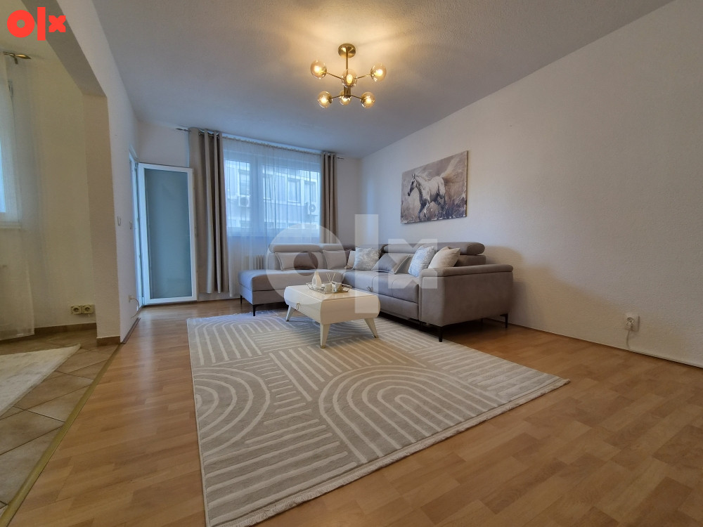 CAPITAL/ Trosoban stan Kovačići kod OHR-a/ 90m2/ 1.sprat 3