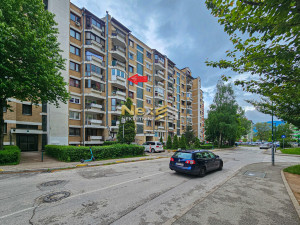 Jednosoban stan Dobrinja 5/Novi Grad 38m2