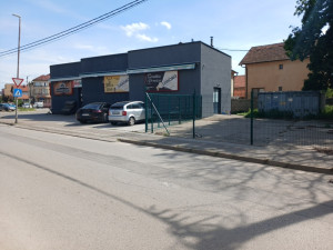 Selling commercial space 156m2 Bijeljina photo 2