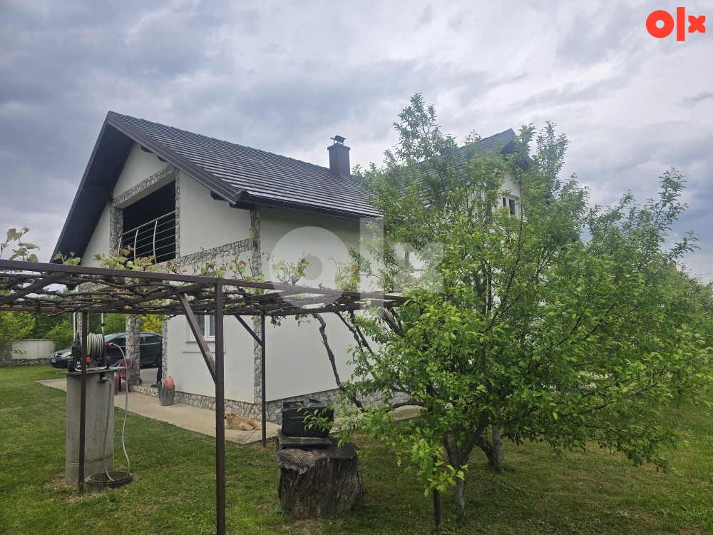 Kuća Kozarska Dubica 2