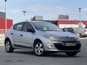 Renault Megane 1.6BENZIN DOBRO STANJE