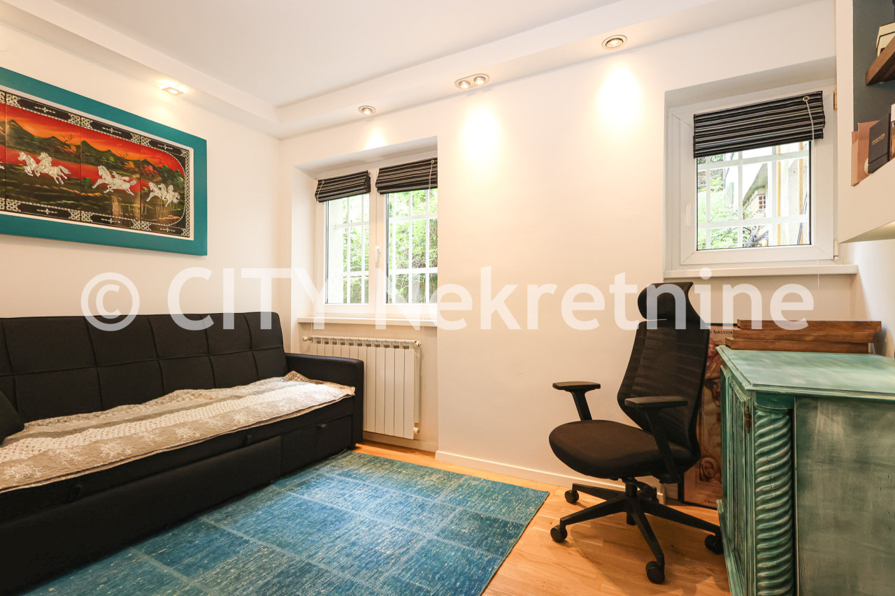 Trosoban adaptiran stan - Centar - Marijin Dvor - 83 m2 (55 m2) 7