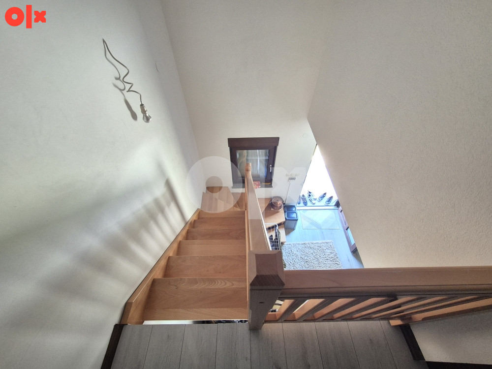 Vikendica sa zemljištem, 108 m2, 3000 m2, Prača 10