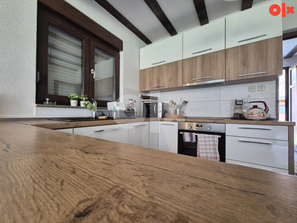 Vikendica sa zemljištem, 108 m2, 3000 m2, Prača 9