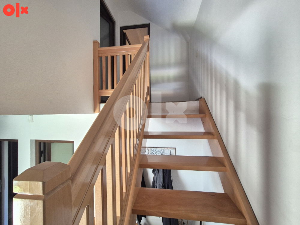Vikendica sa zemljištem, 108 m2, 3000 m2, Prača 23