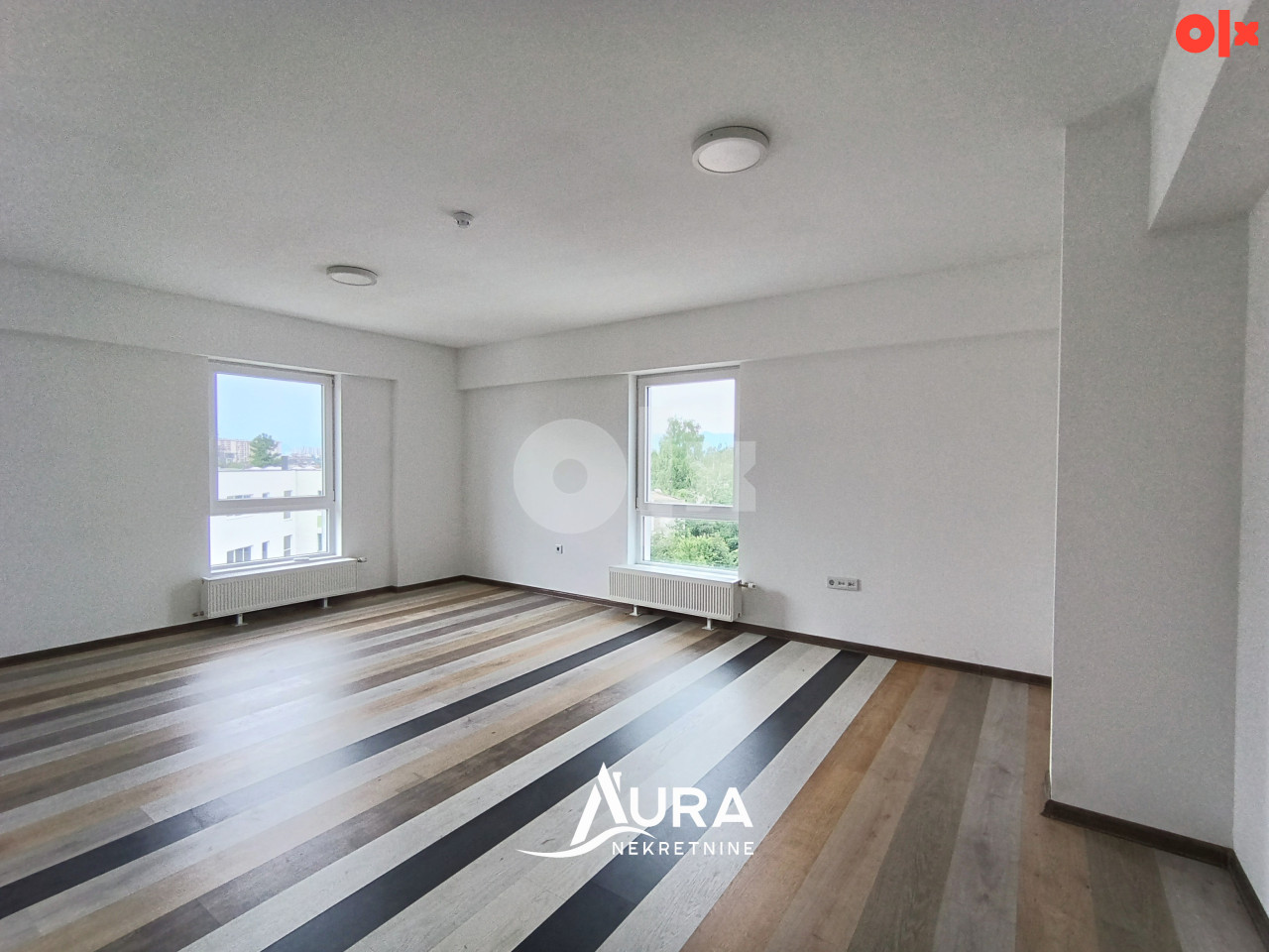 AURA/ Kancelarija 40m2 / Stup, Ilidža